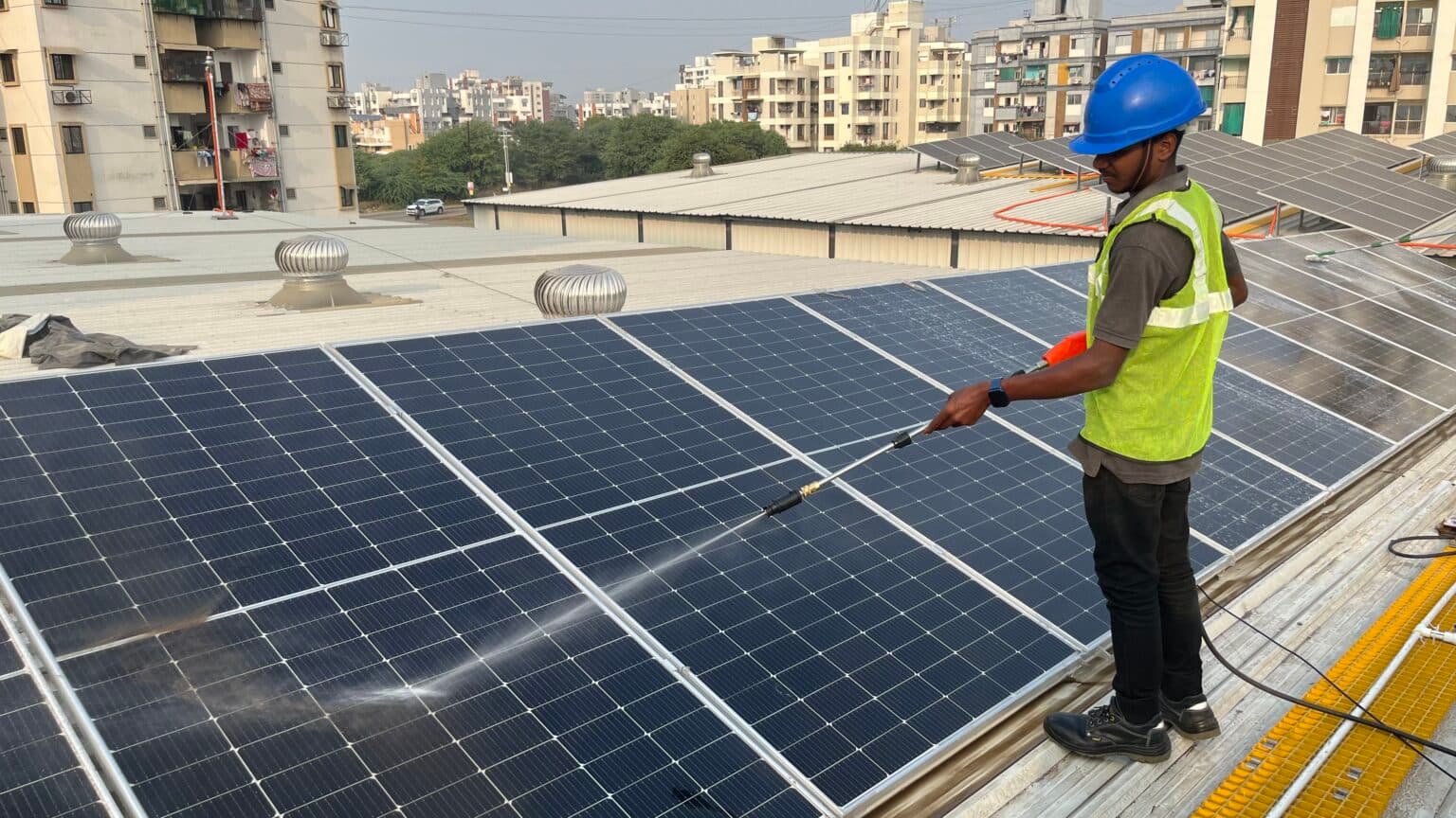 Benefits of Cleaning Solar Panels?